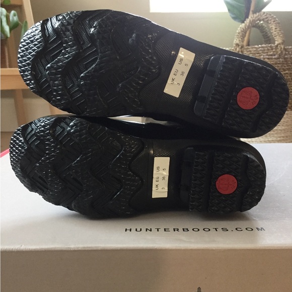 Hunter black gloss huntress boots (runs large) - Picture 6 of 11